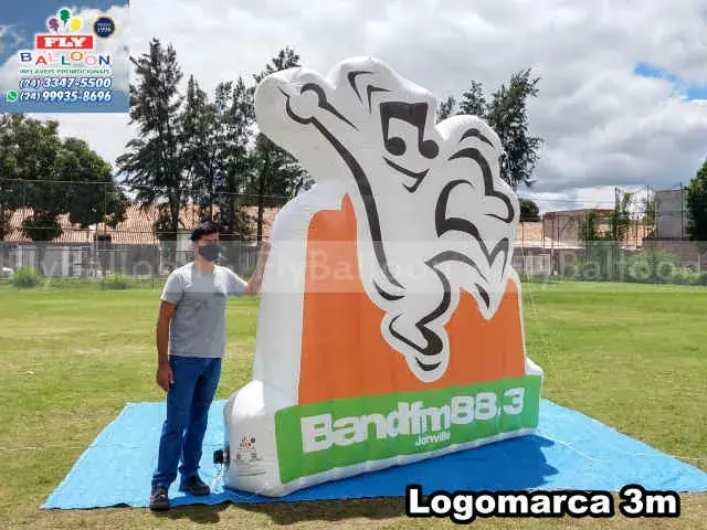 Logomarca inflável gigante promocional para Rádio Band FM Joinville